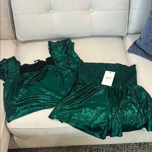 Shiny Green Two-Piece Set